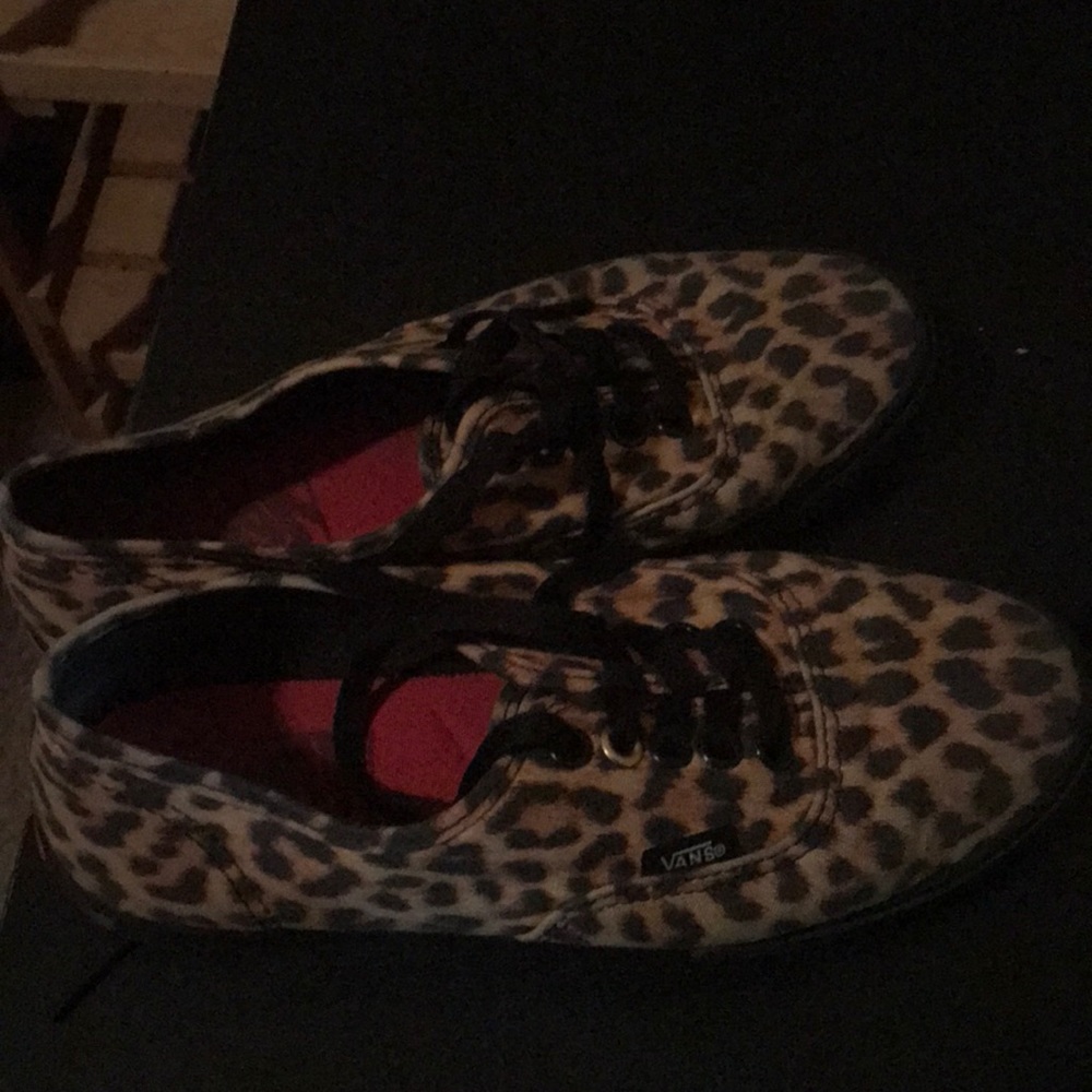 Girls Vans Leopard shoe
